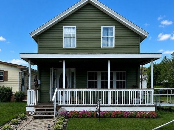 1148 Riverside Avenue, Wellsville, OH 43968