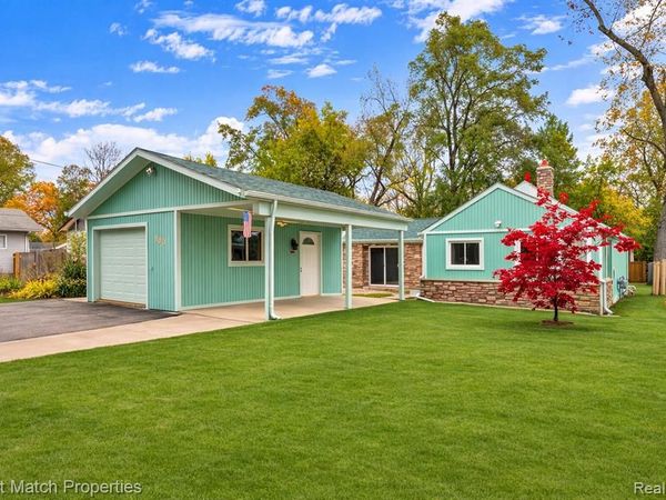 100 Danforth Street, White Lake Twp, MI 48386