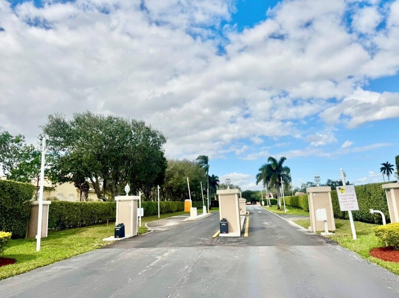 6156 Seashore Drive , Atlantis, FL 33462 Photo