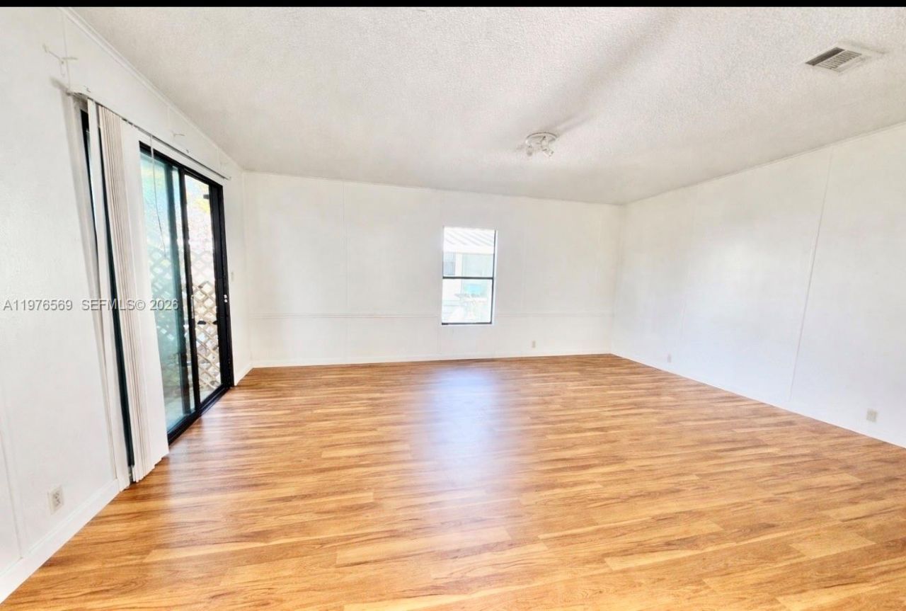 6156 Seashore Drive , Atlantis, FL 33462 Photo