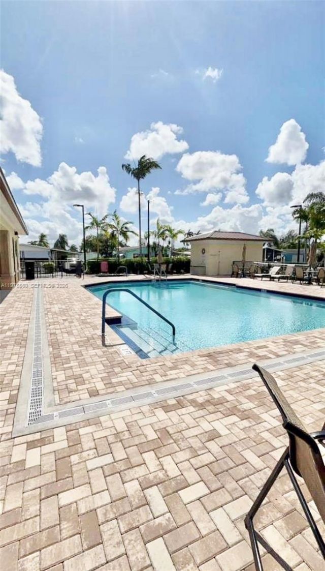 6156 Seashore Drive , Atlantis, FL 33462 Photo