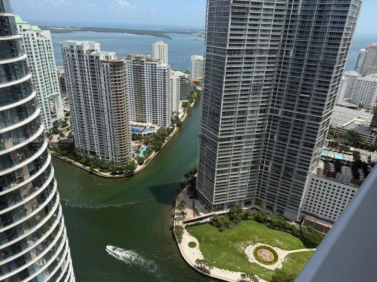 200 Biscayne Boulevard Way, Unit 4801, Miami, FL 33131 Photo