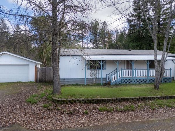 629 Frederick Court, Cave Junction, OR 97523