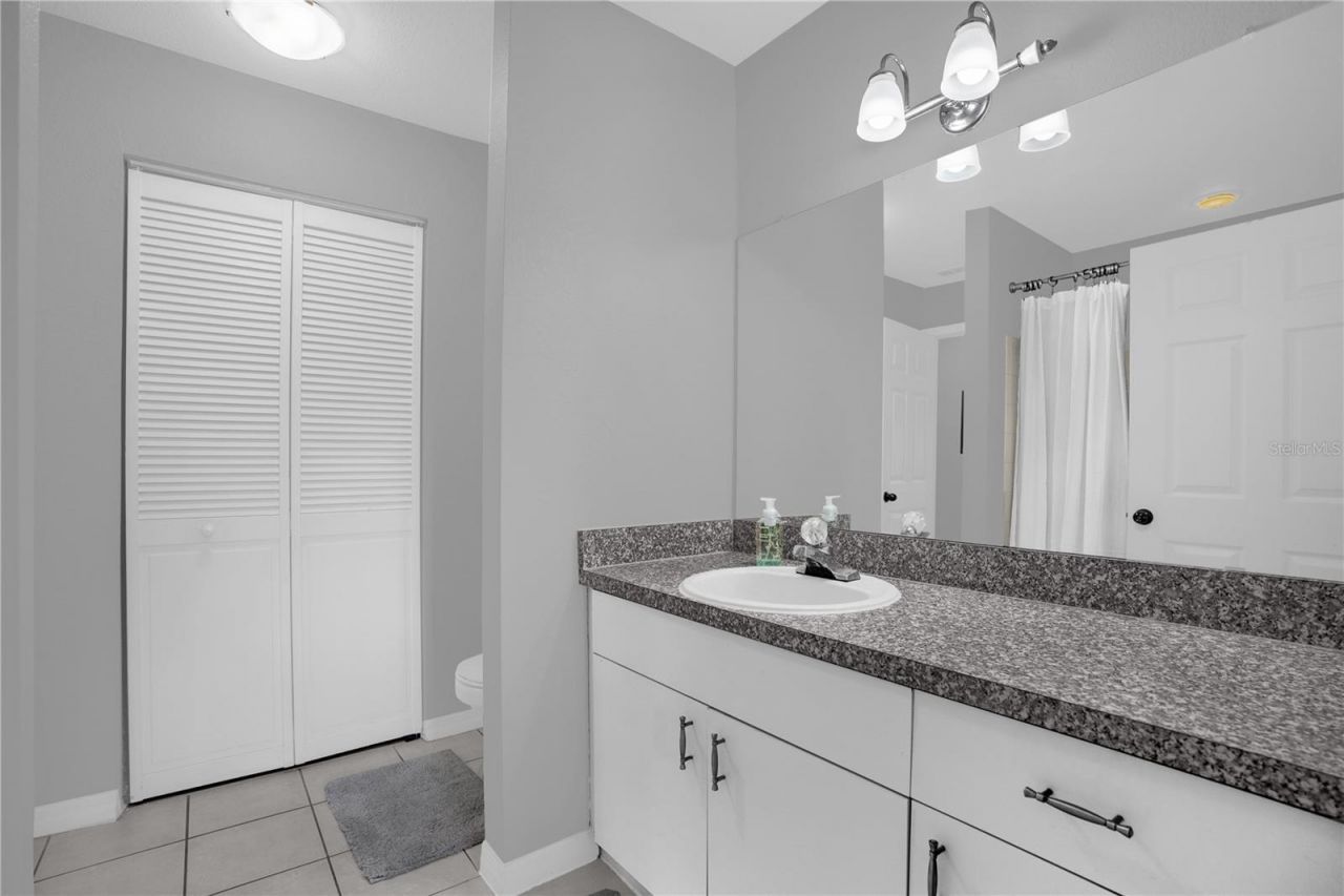 6324 Raleigh Street, Unit 712, Orlando, FL 32835 Photo