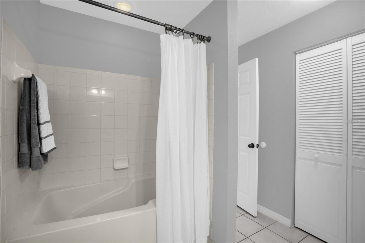 6324 Raleigh Street, Unit 712, Orlando, FL 32835 Photo