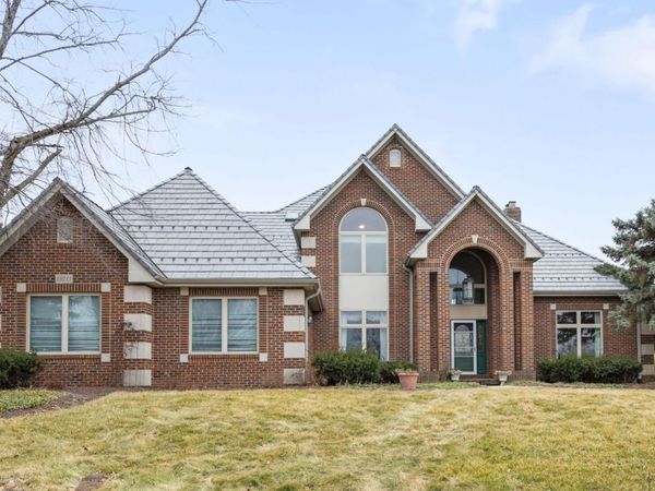 10711 Bull Valley Dr, Woodstock, IL 60098