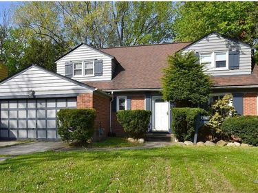 2370 N Taylor Road, East Cleveland, OH 44112