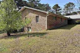 330 Canada Drive  photo 4