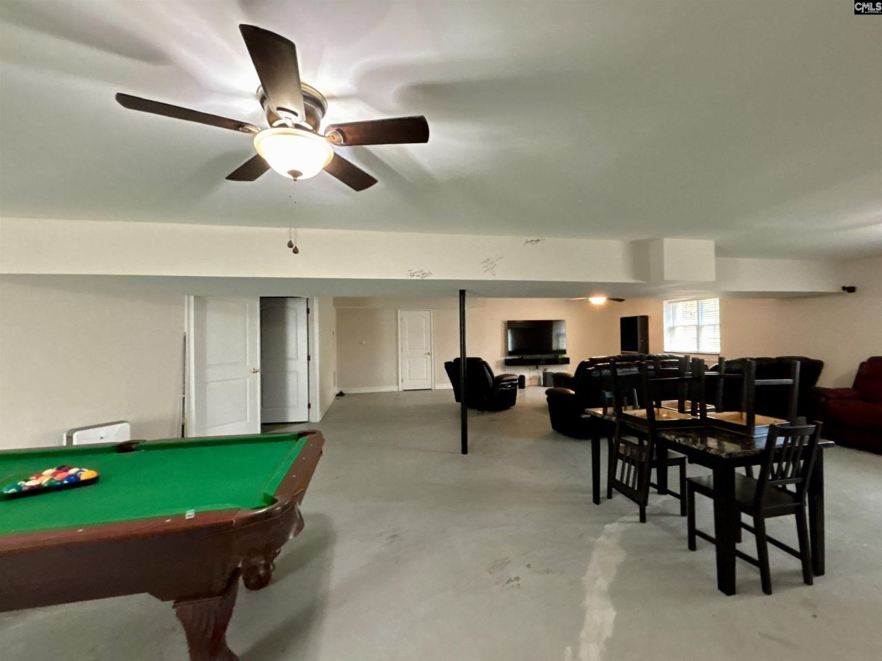 330 Canada Drive  Photo 55