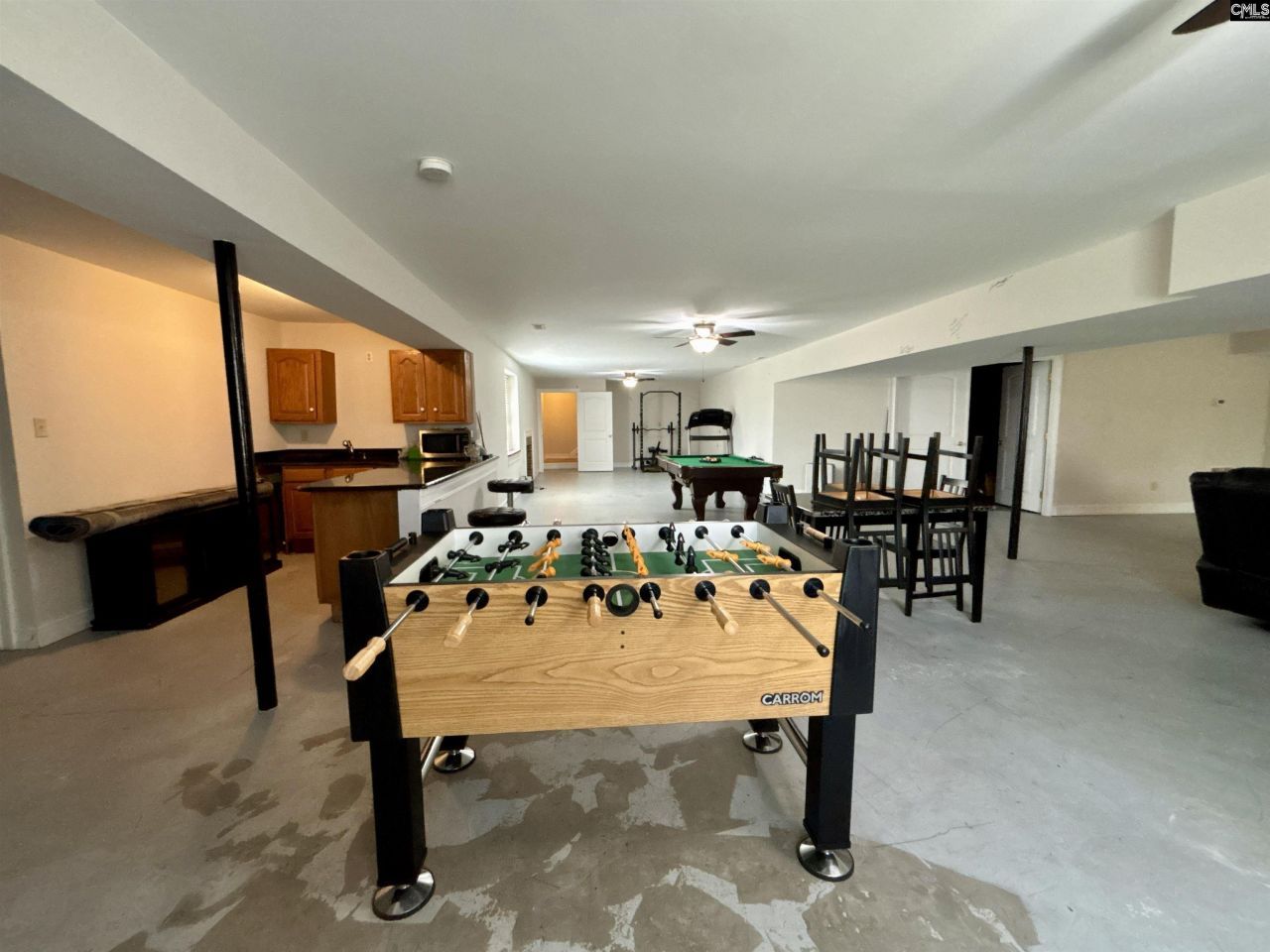 330 Canada Drive  Photo 56