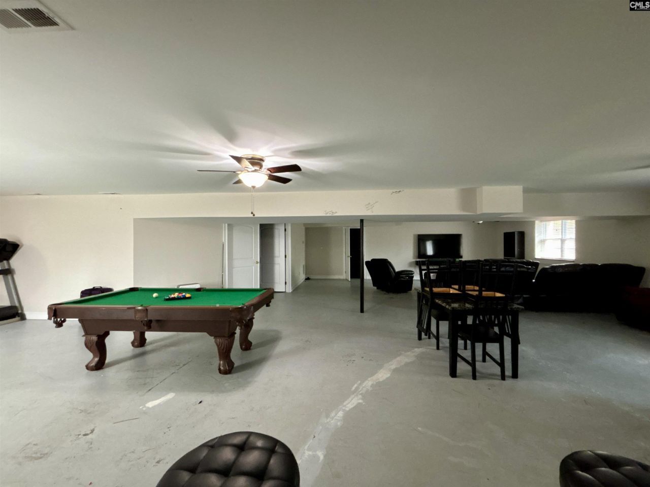 330 Canada Drive  Photo 65