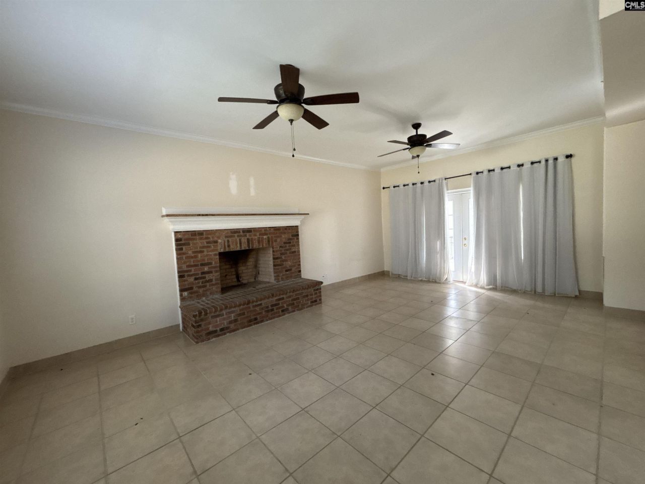 330 Canada Drive  Photo 69