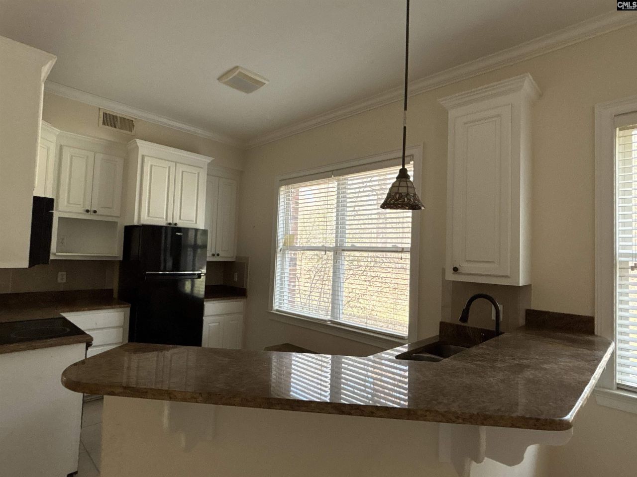 330 Canada Drive  Photo 72