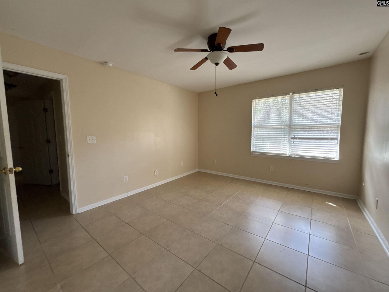 330 Canada Drive  Photo 84