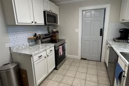 627 Two Notch Road photo 4