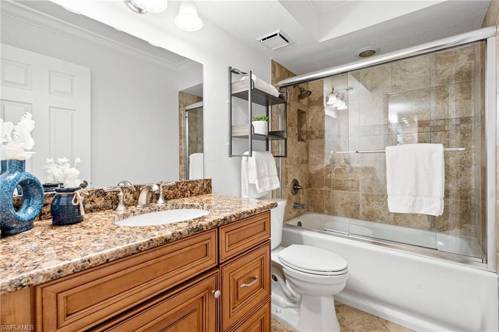 380 Seaview Ct , Unit 306, Marco Island, FL 34145 Photo