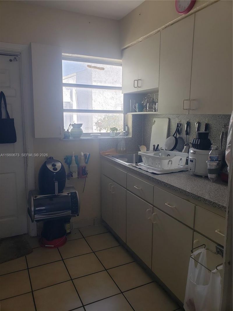 2101 SW 6th St, Miami, FL 33135 Photo