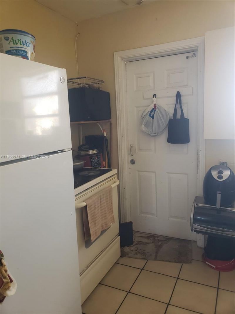 2101 SW 6th St, Miami, FL 33135 Photo