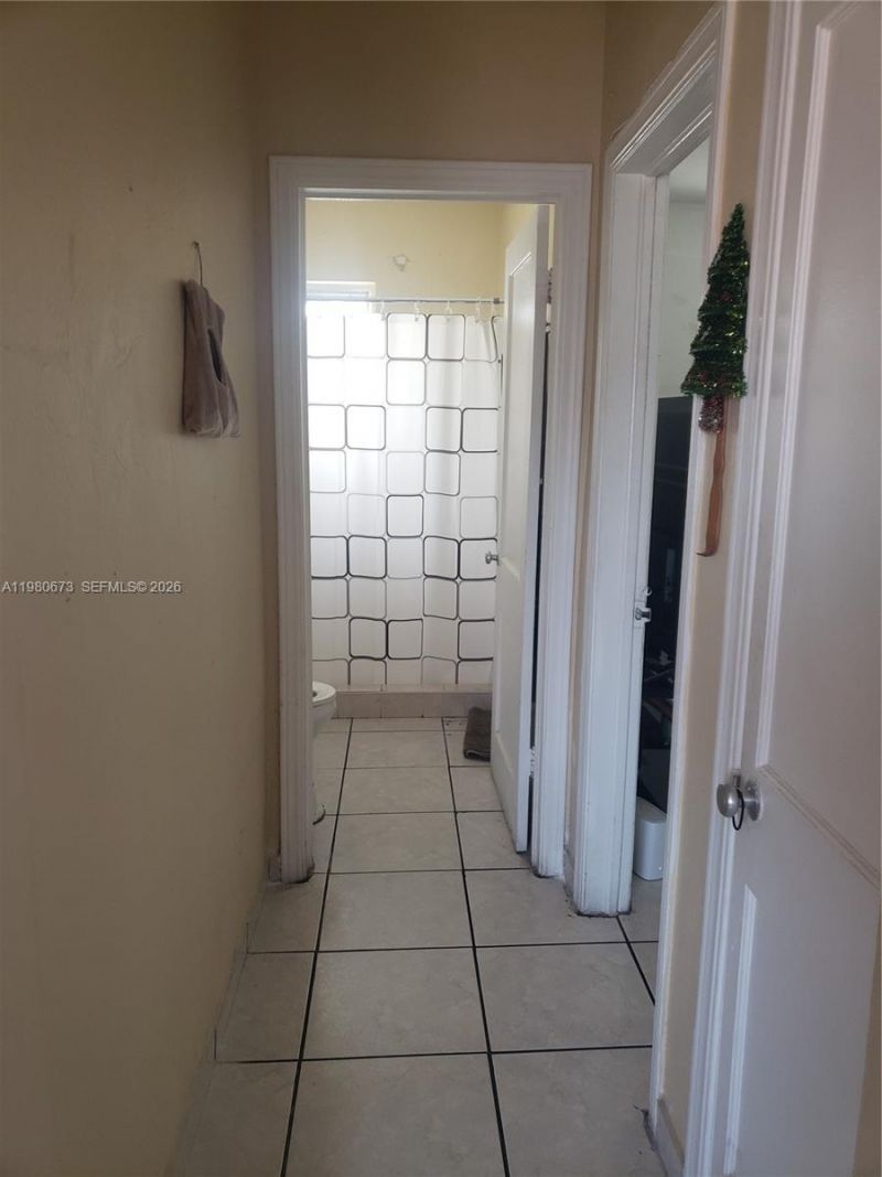 2101 SW 6th St, Miami, FL 33135 Photo