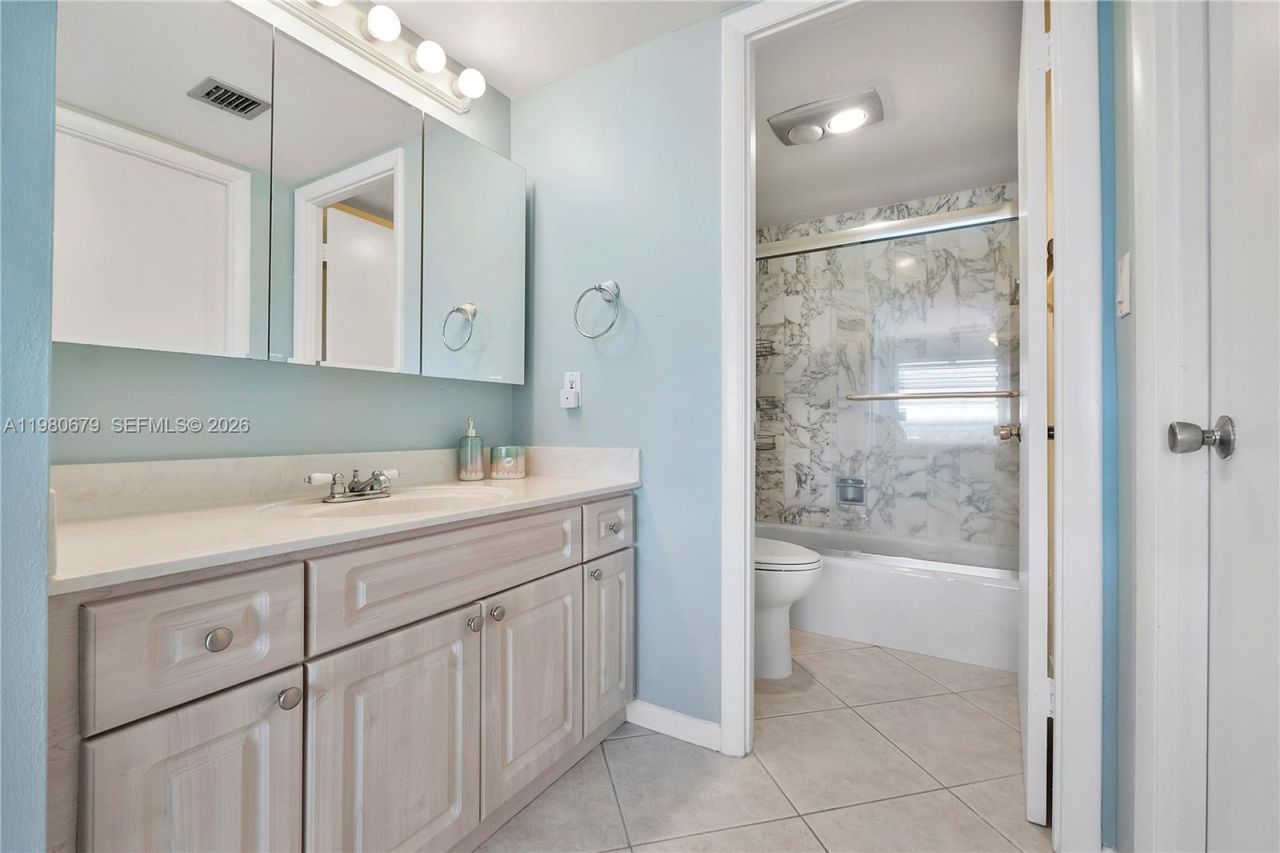 10777 W Sample Rd, Unit 918, Coral Springs, FL 33065 Photo