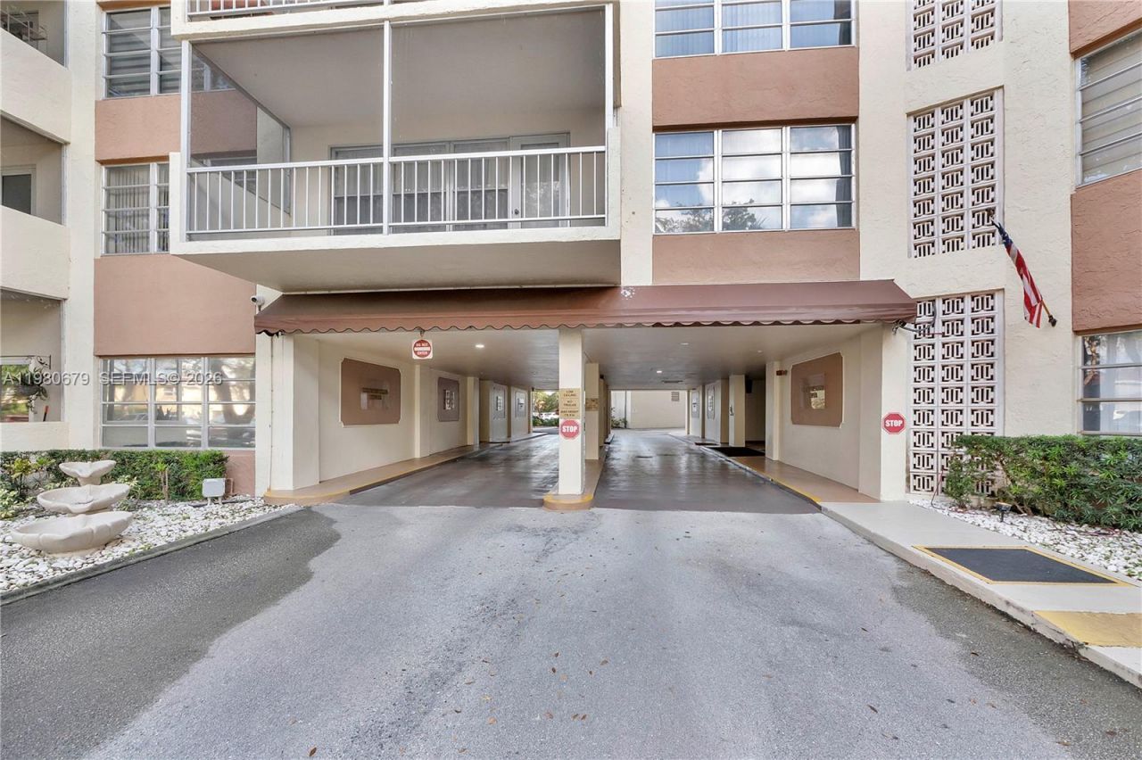 10777 W Sample Rd, Unit 918, Coral Springs, FL 33065 Photo