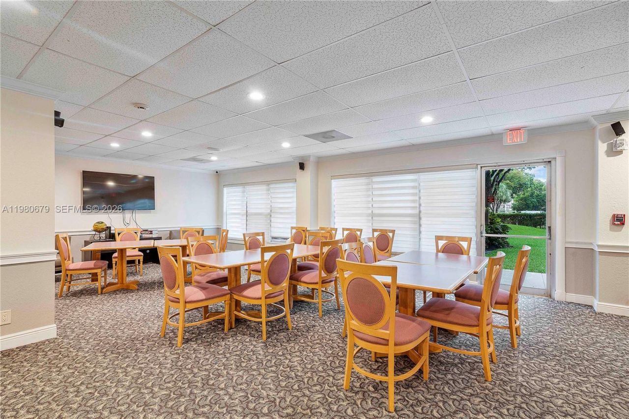 10777 W Sample Rd, Unit 918, Coral Springs, FL 33065 Photo