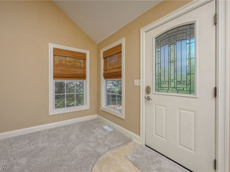 465 Wagler Avenue SW, Hartville, OH 44632 Photo 2