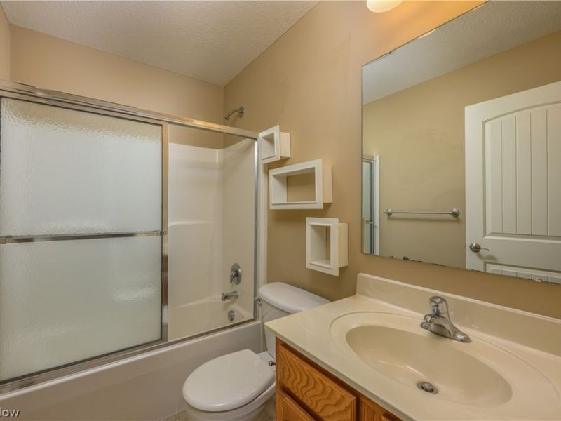 465 Wagler Avenue SW, Hartville, OH 44632 Photo 25