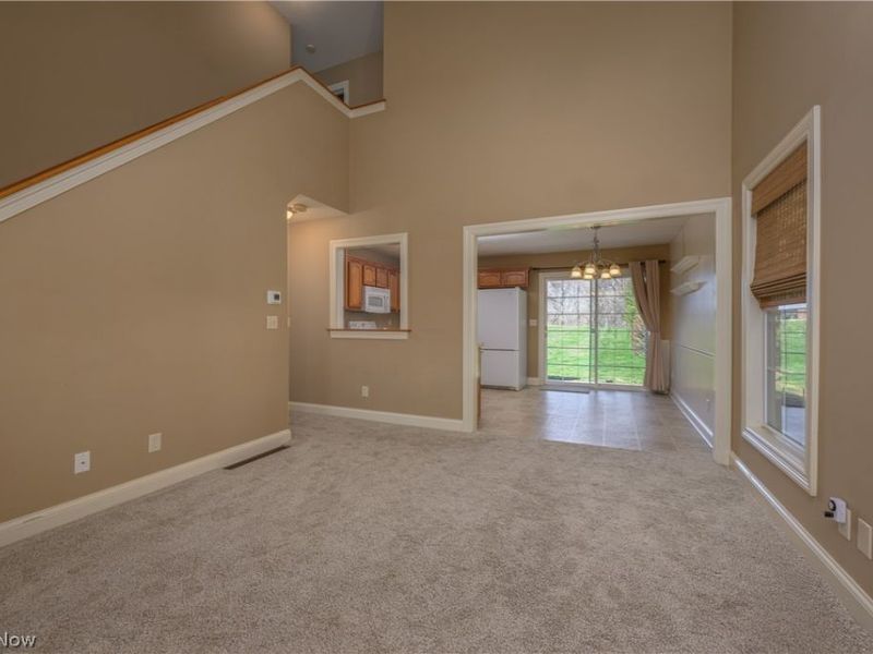 465 Wagler Avenue SW, Hartville, OH 44632 Photo 4