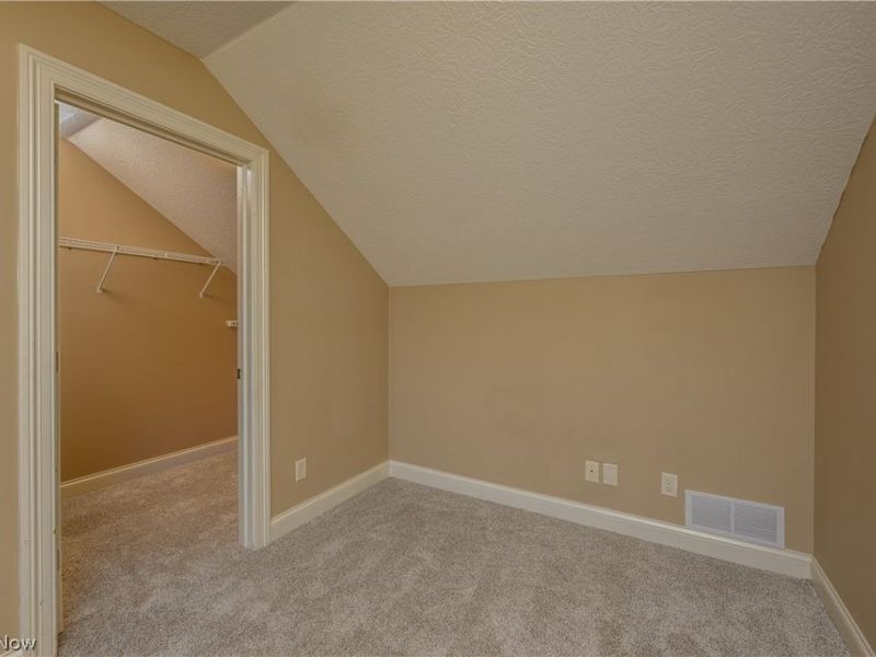 465 Wagler Avenue SW, Hartville, OH 44632 Photo 9