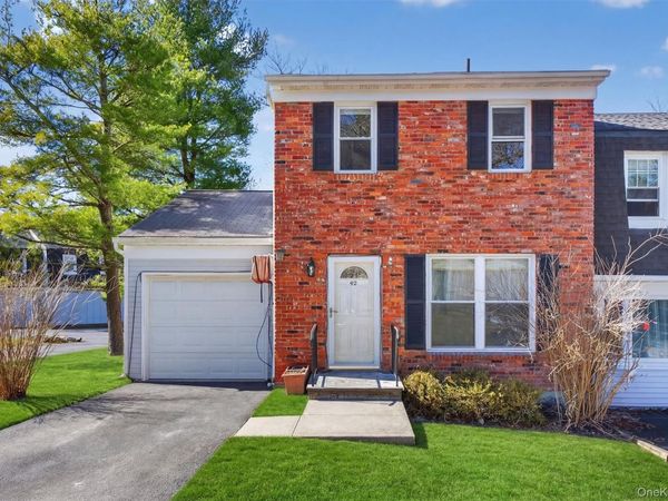 42 Larch Court, Fishkill, NY 12524