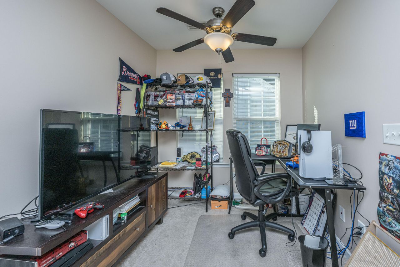 137 Radtko Road Photo 20