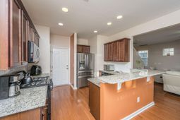 137 Radtko Road photo 4