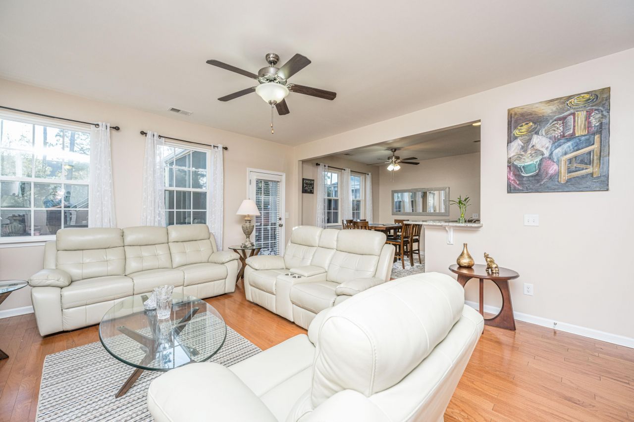 137 Radtko Road Photo 7