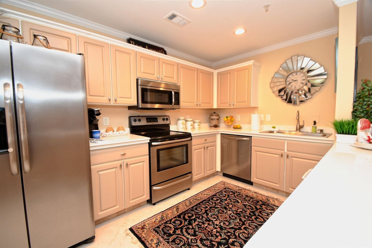 4366 Rivergate Ln. Photo 15