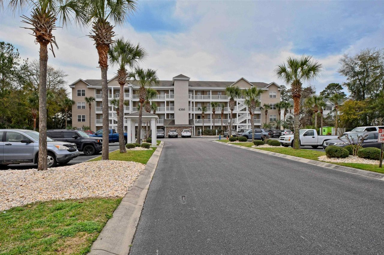 4366 Rivergate Ln. Photo 4