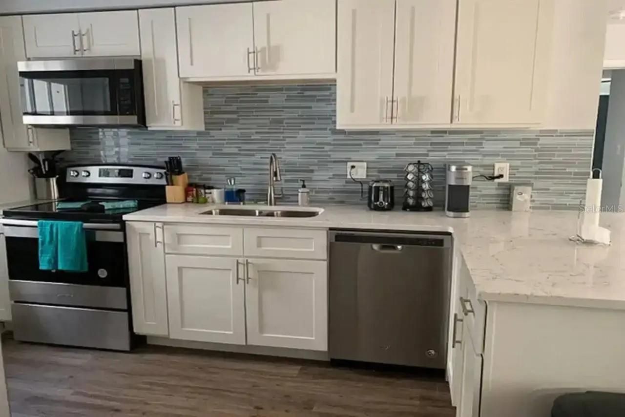 3113 Mcintosh Road, Sarasota, FL 34232 Photo