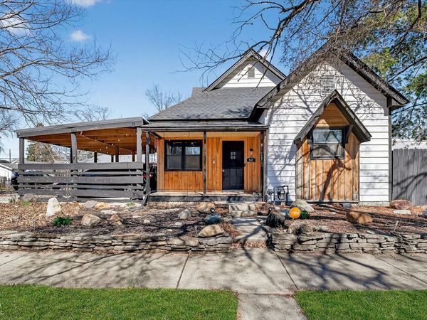 416 W 5th Street W, Greenfield, IN 46140