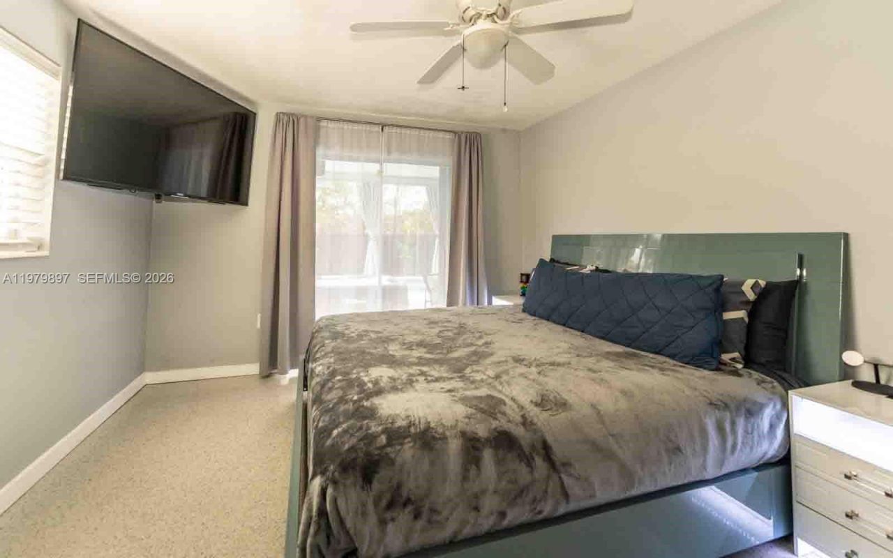 6680 NW 24th Pl, Sunrise, FL 33313 Photo