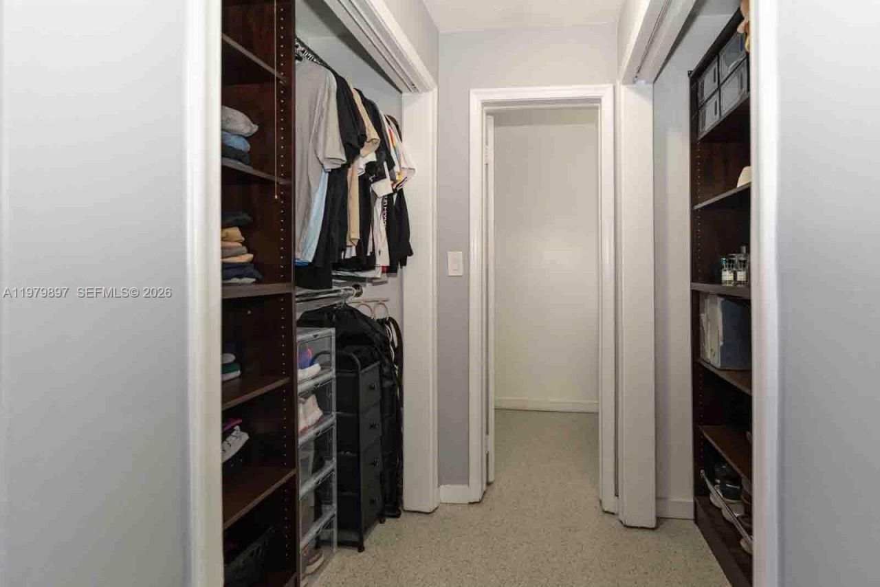 6680 NW 24th Pl, Sunrise, FL 33313 Photo