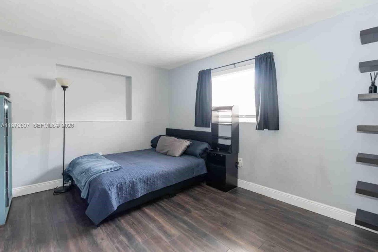 6680 NW 24th Pl, Sunrise, FL 33313 Photo