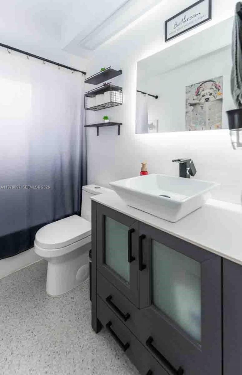 6680 NW 24th Pl, Sunrise, FL 33313 Photo