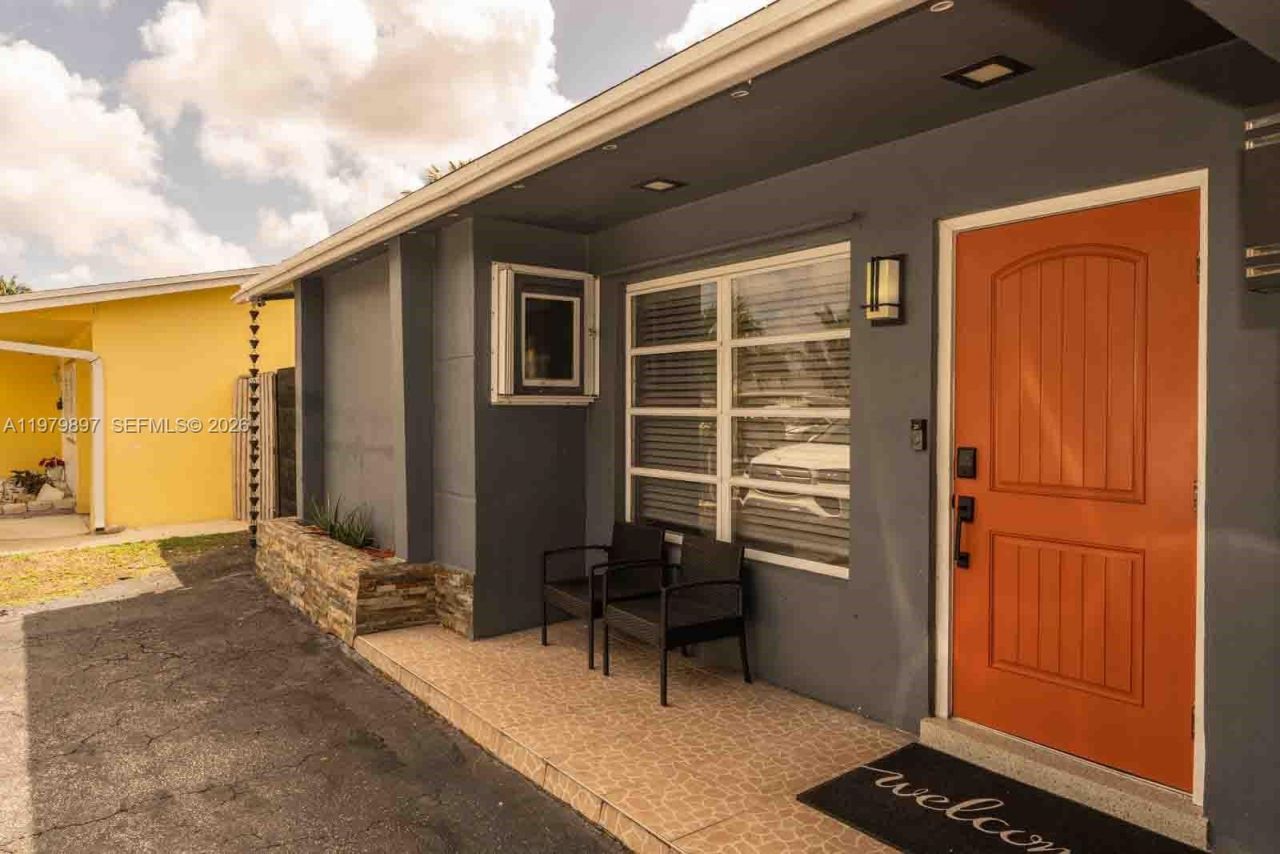 6680 NW 24th Pl, Sunrise, FL 33313 Photo