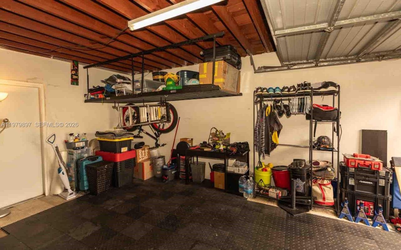 6680 NW 24th Pl, Sunrise, FL 33313 Photo