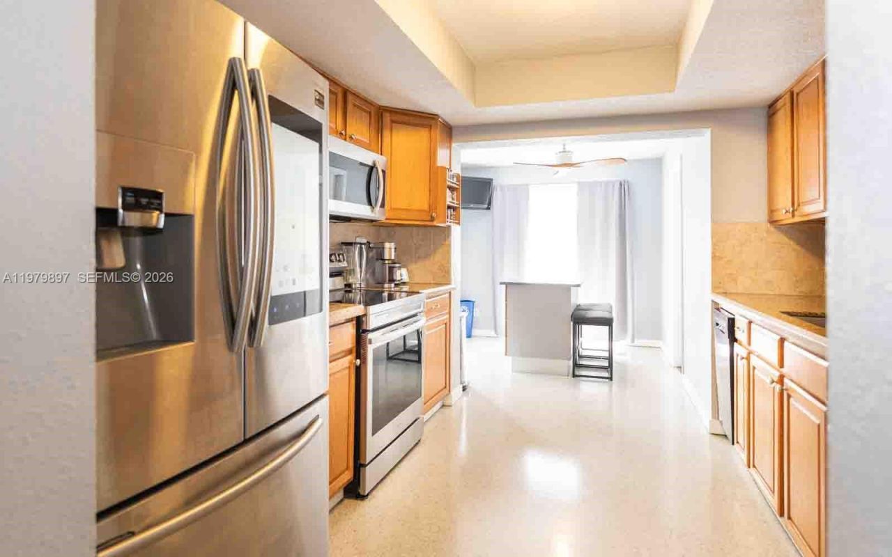 6680 NW 24th Pl, Sunrise, FL 33313 Photo