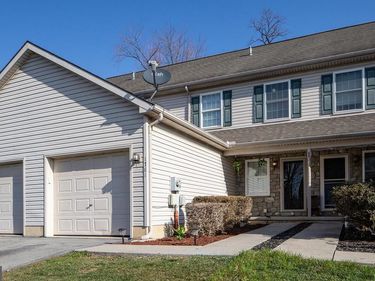 1781 LAKESIDE DRIVE, MIDDLETOWN, PA 17057