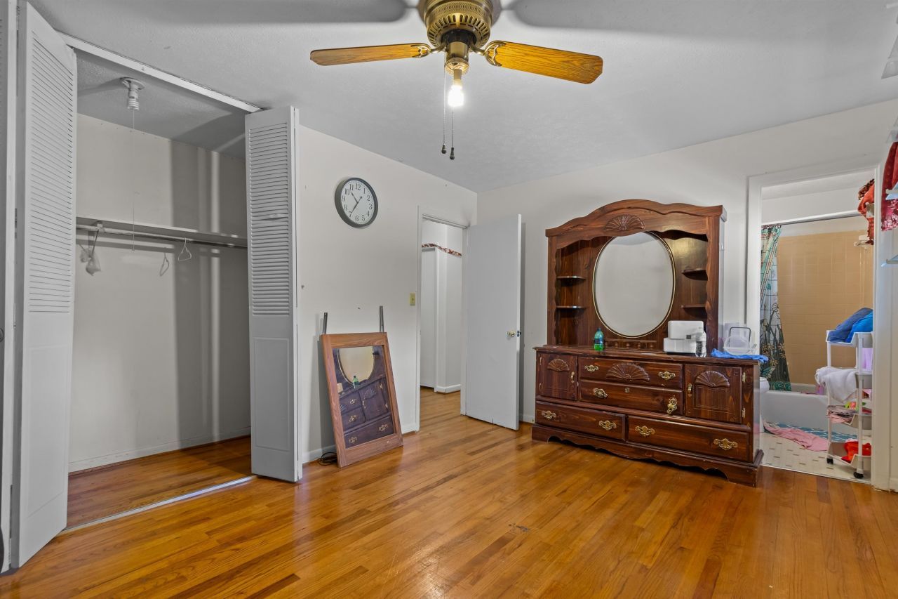 3422 Longwood Ln. Photo 12