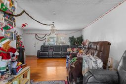 3422 Longwood Ln. photo 4