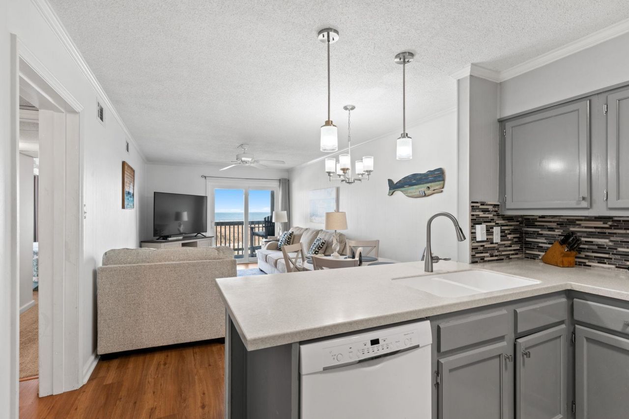 613 S Ocean Blvd. Photo 4