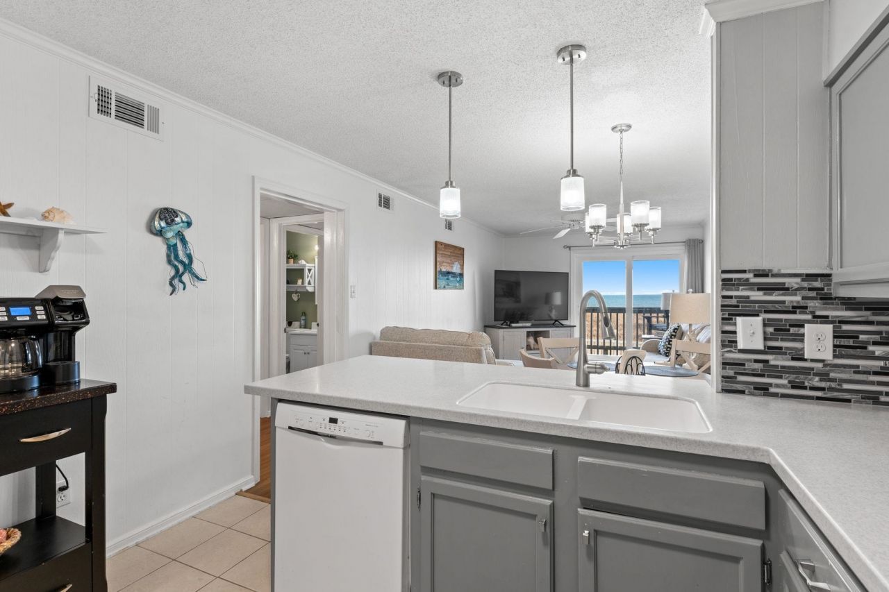 613 S Ocean Blvd. Photo 6